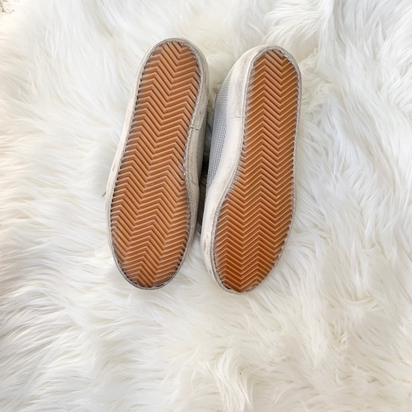 Golden Goose Superstar Sneaker - Picture 6 of 7